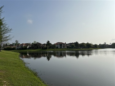 Photo-of-Lake-Paloma-Park_03.jpg