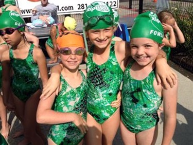 Girls-Swim-Team.jpg